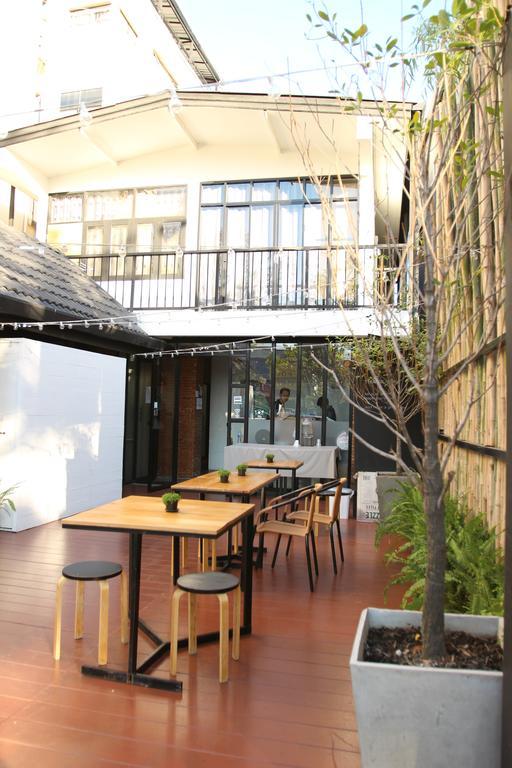 ซีว์ โฮลเทล แอท ประตูท่าแพ Hostel เชียงใหม่ ภายนอก รูปภาพ